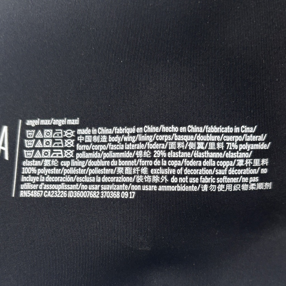 Victoria's Secret Black Sports Bra - Picture 8 of 11
